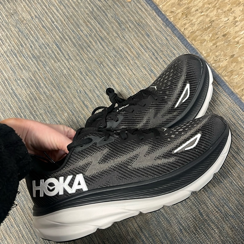 Women's Clifton 9